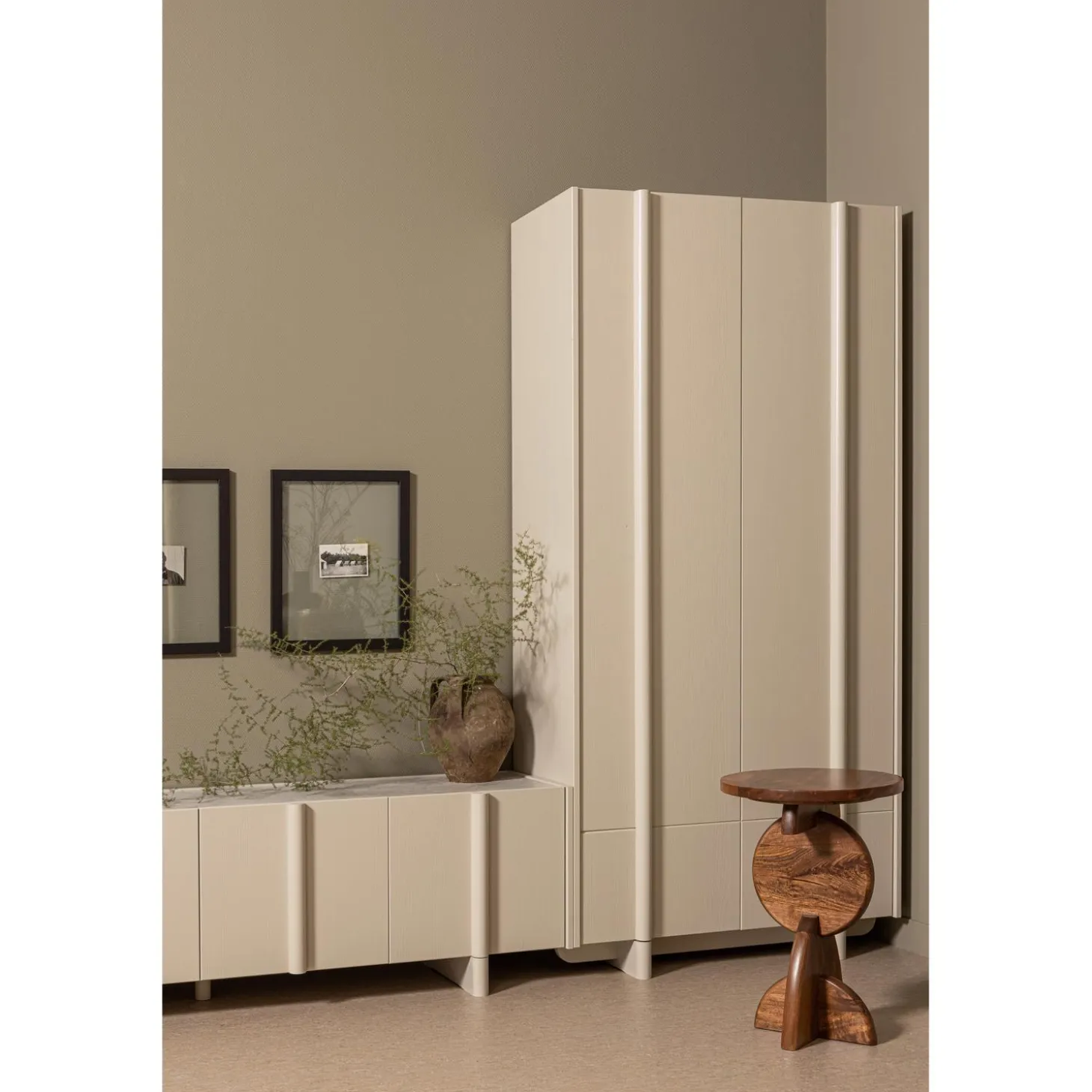 basu-tv-meubel-200-cm-grenen-d-QtpsyxIG-2.webp Hot WOOOD Basu Tv Meubel 200 Cm Grenen Dust