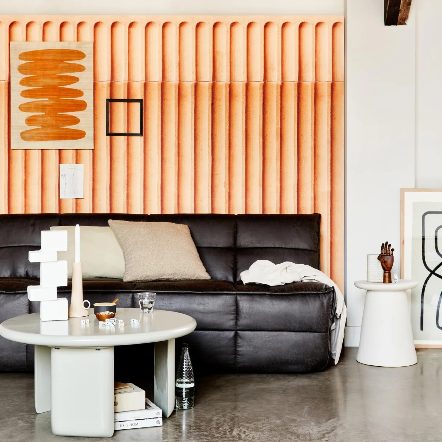 button-bijzettafel-keramiek-wi-fsPbAujw-1.webp Hot WOOOD Button Bijzettafel Keramiek Wit 45x35ø Cm