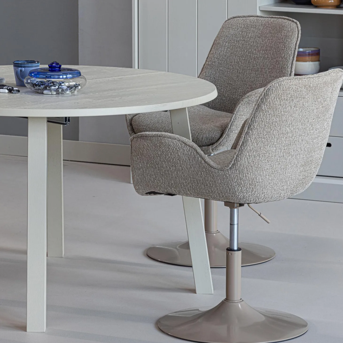 marten-in-hoogte-verstelbare-e-asgQsYni-3.webp Fashion WOOOD Marten In Hoogte Verstelbare Eetkamerstoel Zand