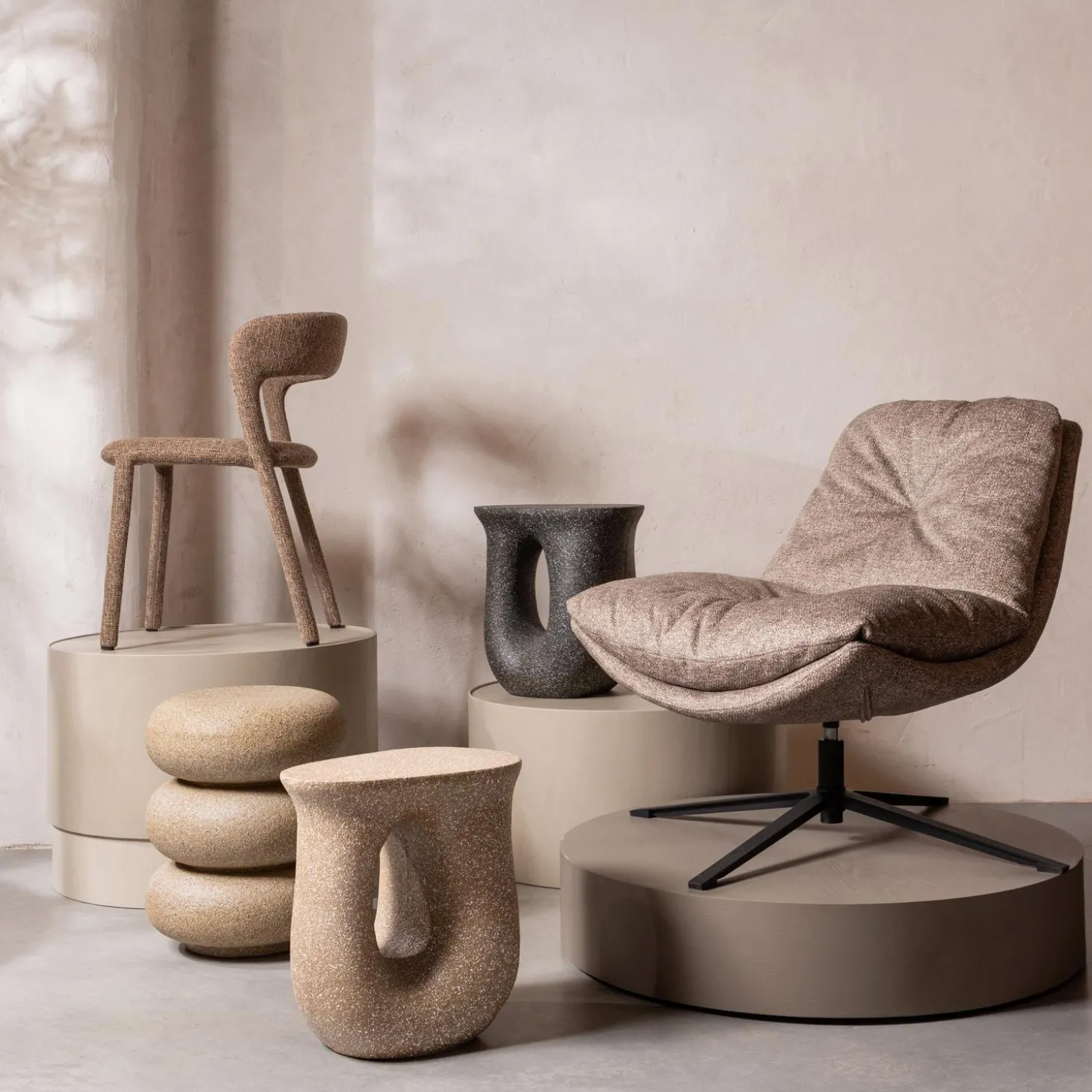 moson-bijzettafel-met-spikkels-zajheMLZ-2.webp Discount WOOOD Moson Bijzettafel Met Spikkels Zwart