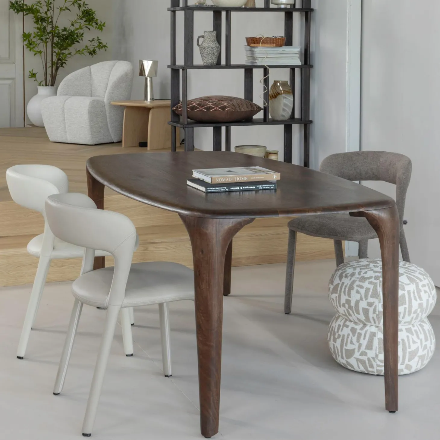 noble-eetkamerstoel-leerlook-b-qfdSDIqh-2.webp Fashion WOOOD Noble Eetkamerstoel Leerlook Beige