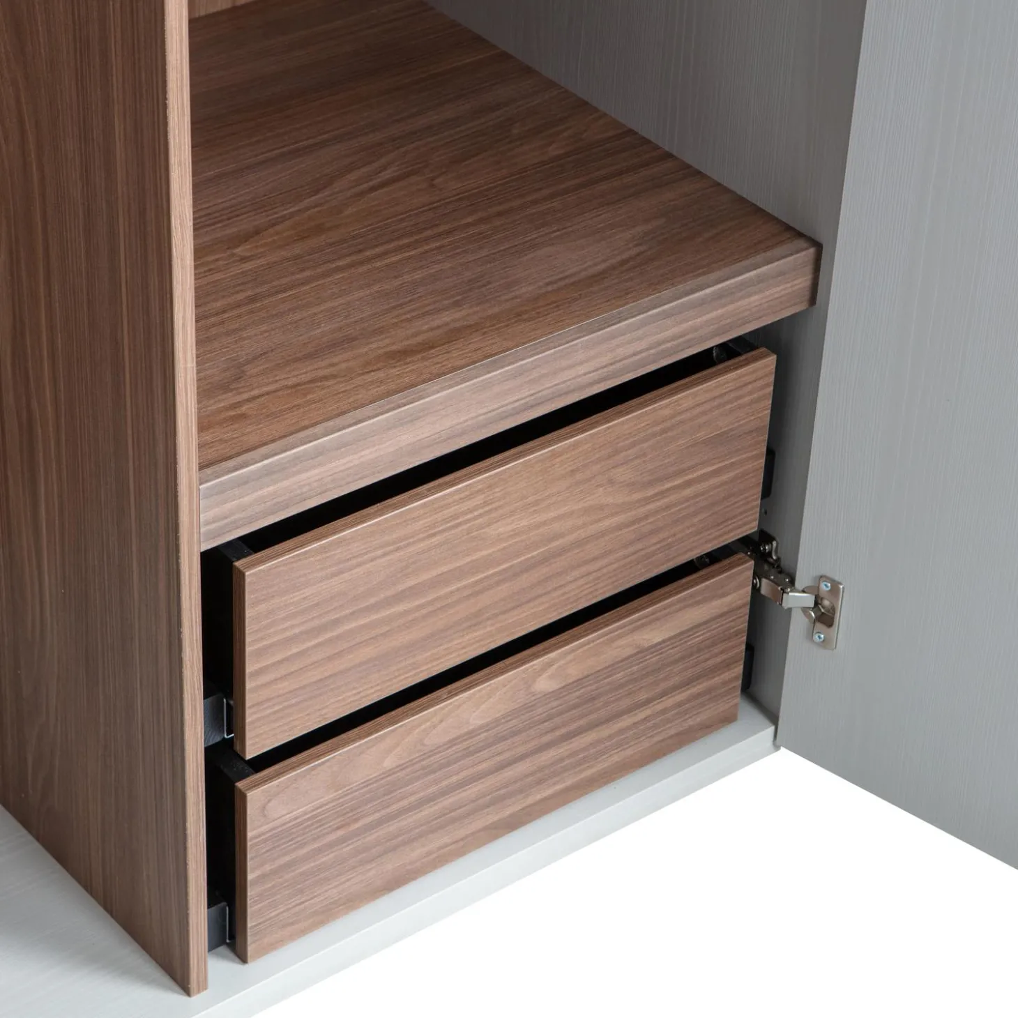 rens-2-deurs-hanglegkast-greep-okIMPBHT-6.webp Online WOOOD Rens 2-deurs Hang/legkast Greep Lang Noten/pebble Grey