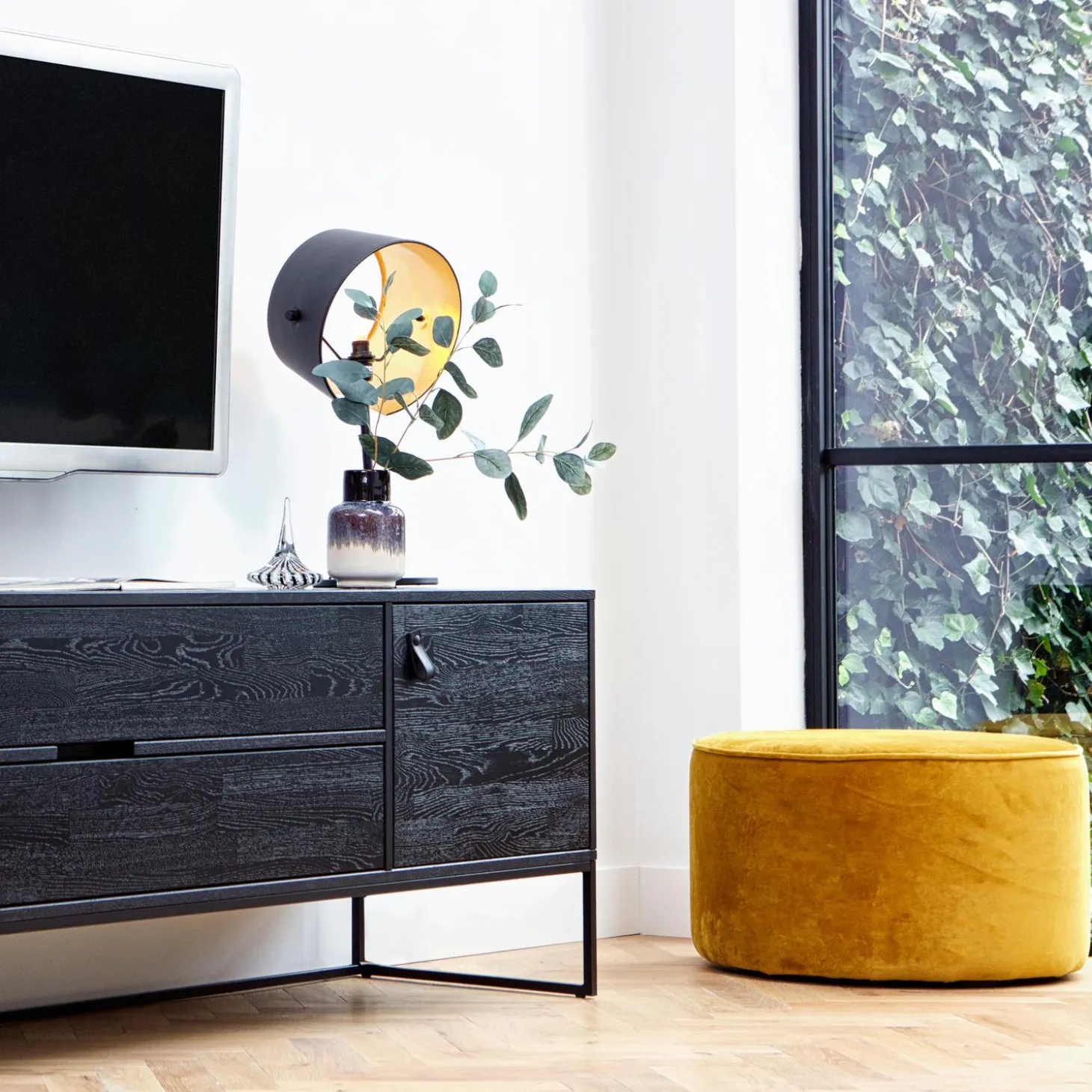 sara-poef-laag-velvet-oker-36x-pjqHzaVg-1.webp Hot WOOOD Sara Poef Laag Velvet 36xø60 Oker