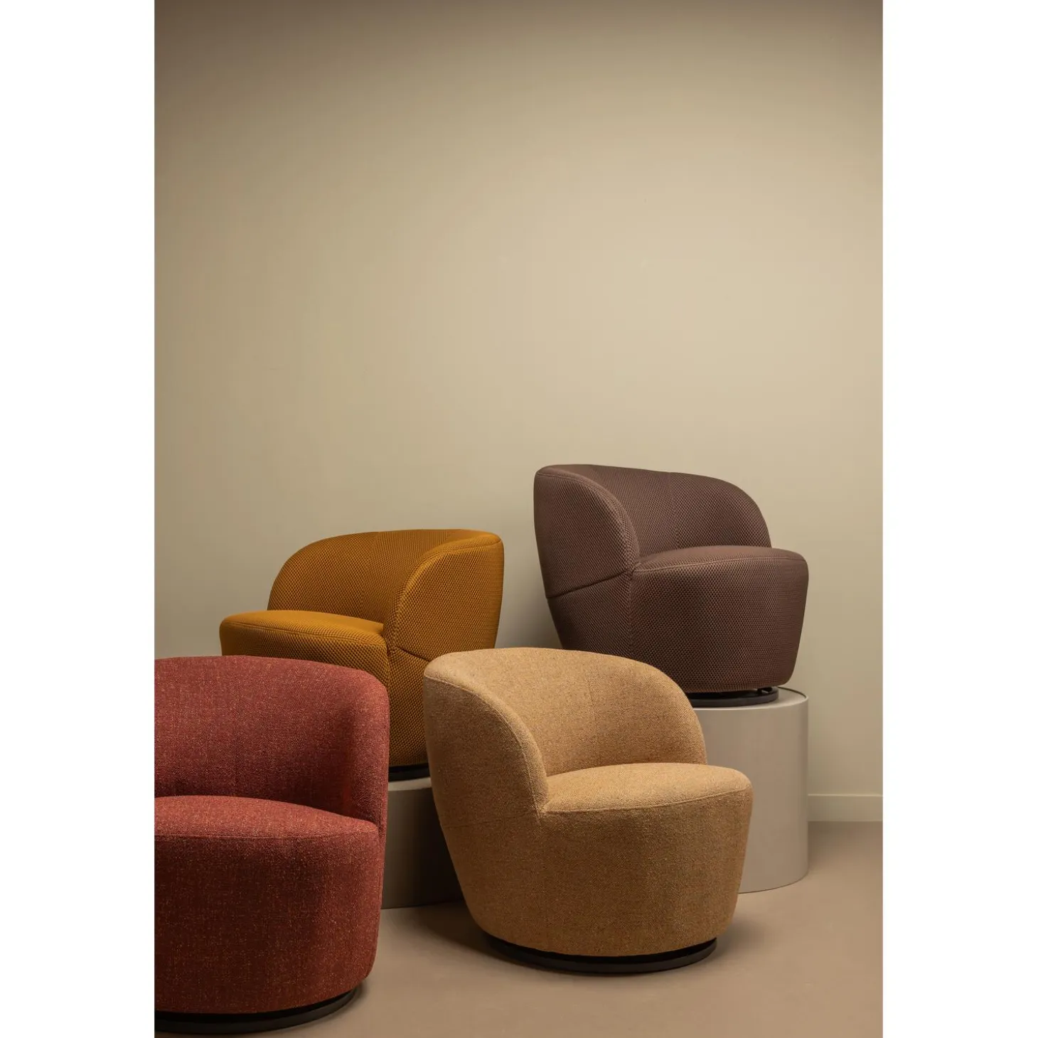 serra-draaifauteuil-geweven-st-Sldihtrf-3.webp Fashion WOOOD Serra Draaifauteuil Geweven Stof Curry Melange