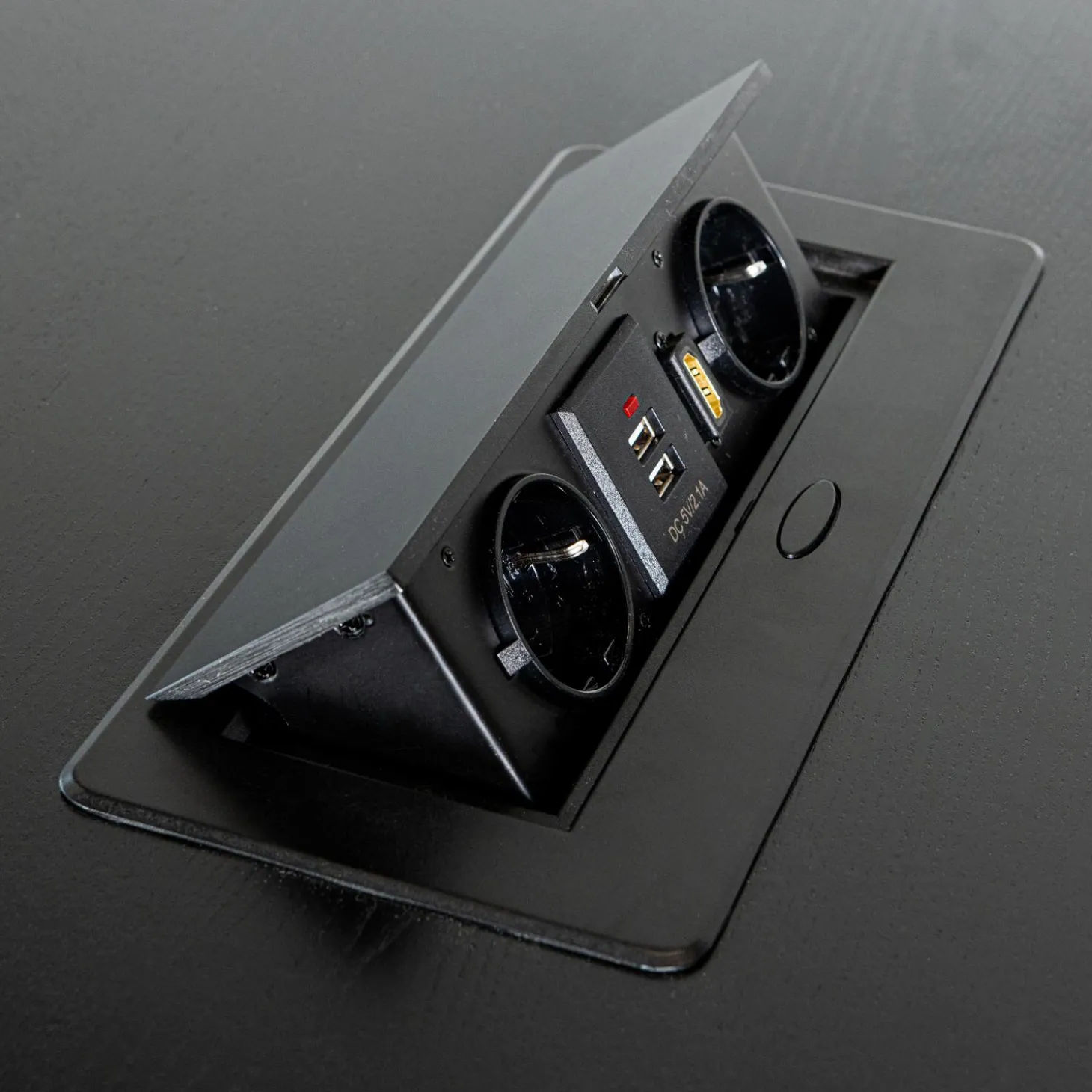 tablo-lungo-eindblad-rond-esse-qOFFYqkP-6.webp Outlet WOOOD Tablo Lungo Eindblad Rond Essen Incl. Stekkerdoos