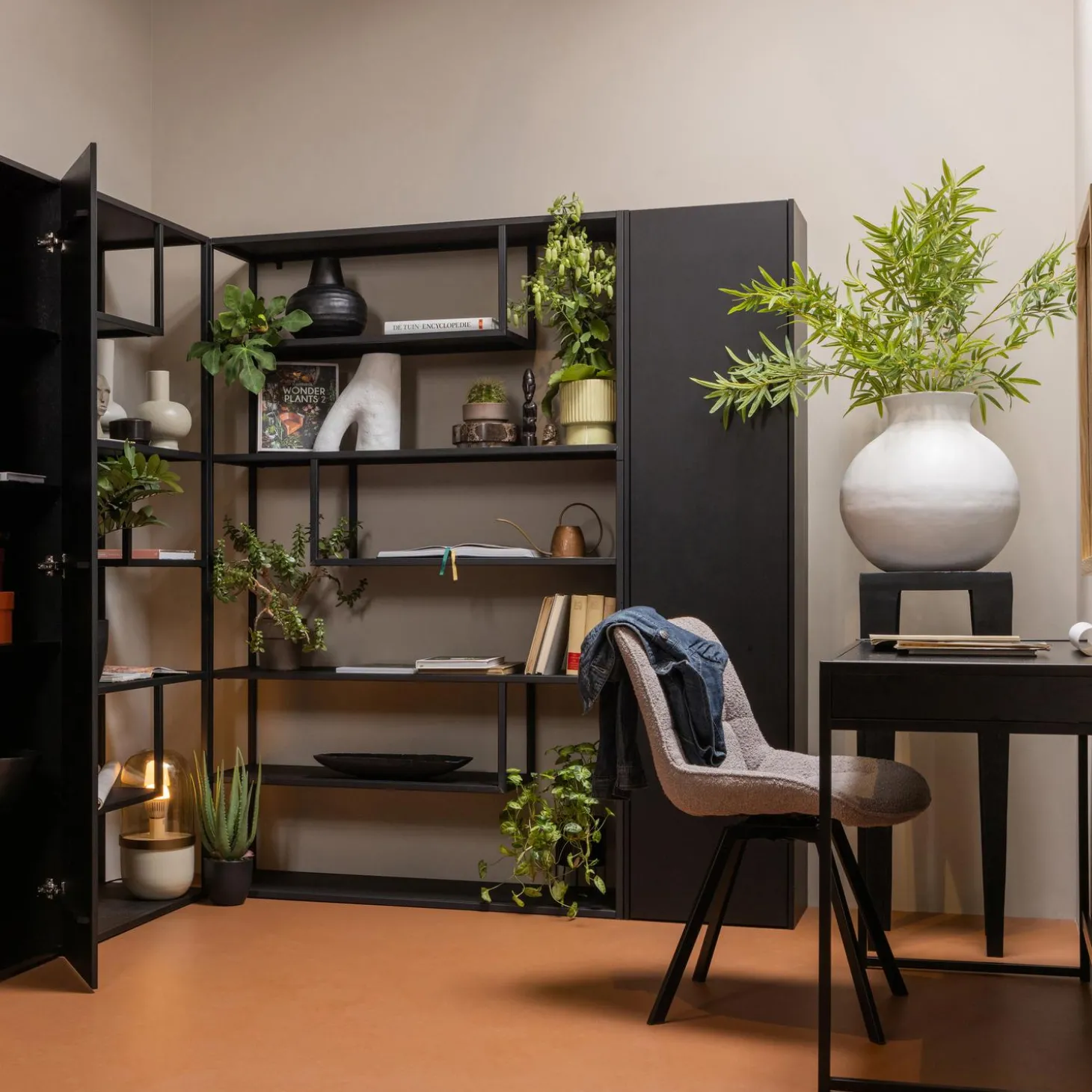 teun-opbergkast-grenen-diepzwa-JaKSuTbO-2.webp Fashion WOOOD Teun Opbergkast Grenen Diepzwart