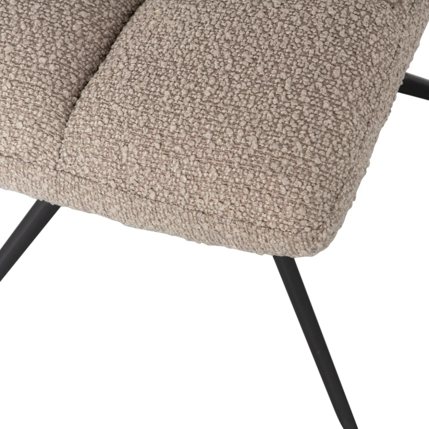 vinny-draaistoel-boucl-zand-lymahgtt-6.webp Outlet WOOOD Vinny Draaistoel Bouclé Zand