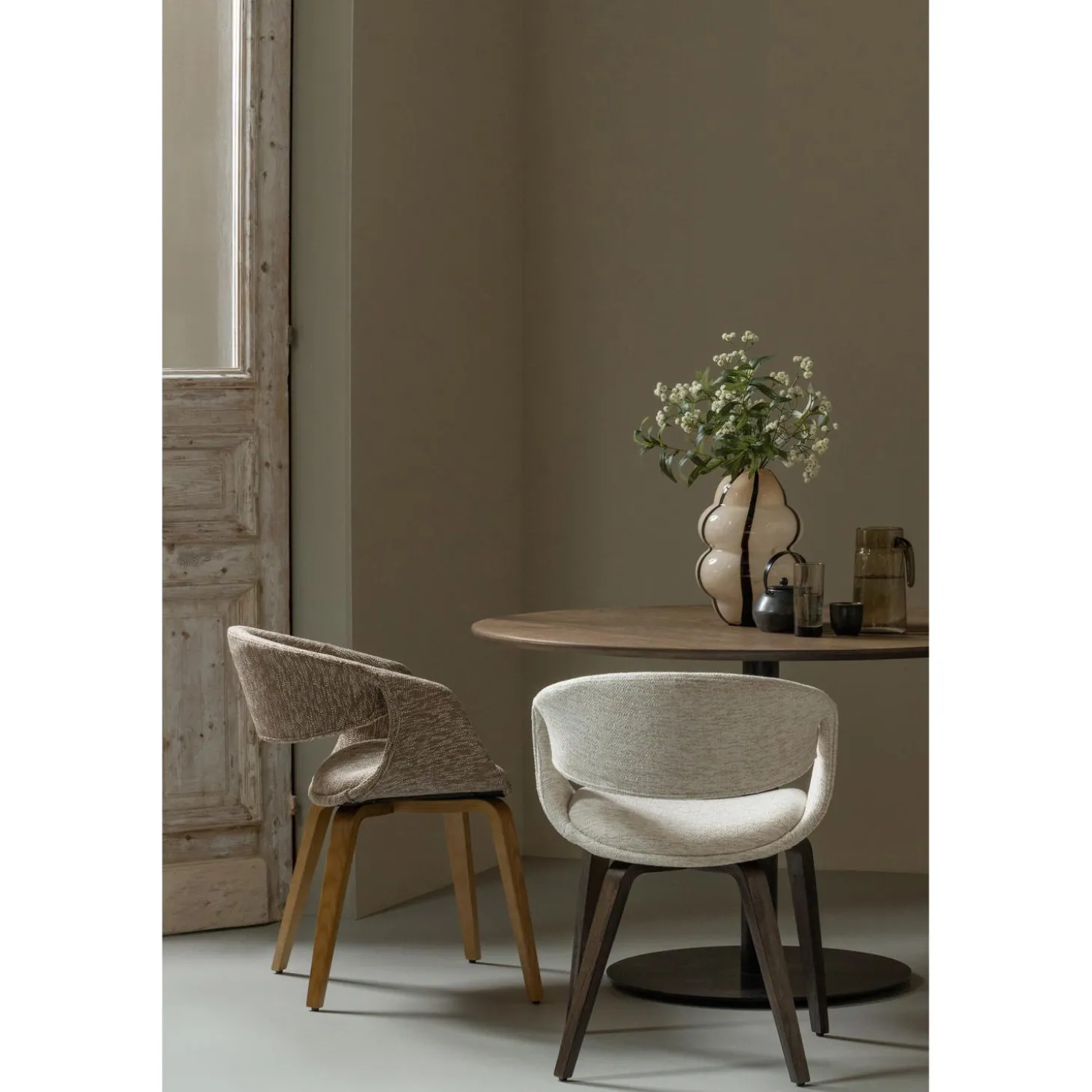 yossi-eetkamerstoel-zand-met-h-unmDkgfd-2.webp Best WOOOD Yossi Eetkamerstoel Met Houten Poot Naturel Zand